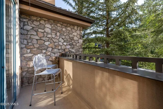 $818,500 | 26 Avondale Lane, Unit 211, Beaver Creek, CO 81620