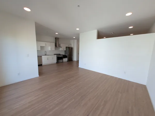 $1,795 | 806 Olympic Street, Unit 411, Nashville, TN 37203