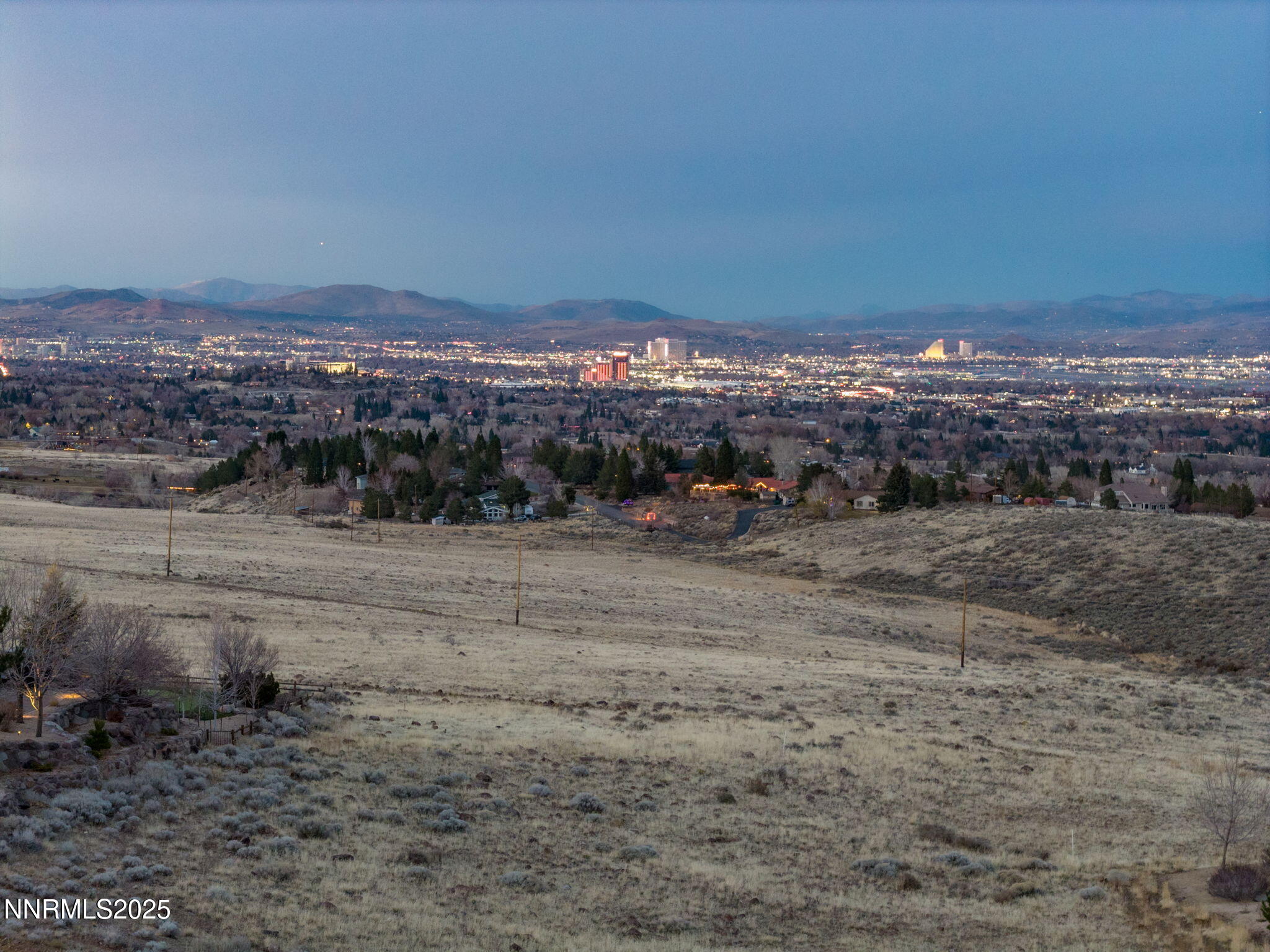 390 Questa Court Reno, NV 89511 - Photo 24 of 29 a view of a city