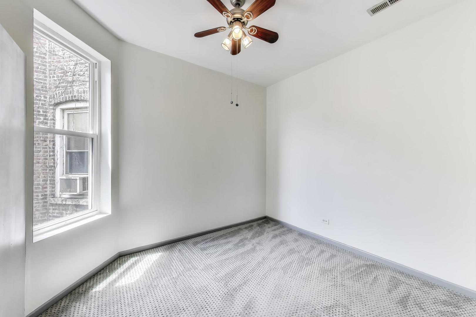 737 East 50th Street, Unit 4 Chicago, IL 60615 - Photo 22 of 28