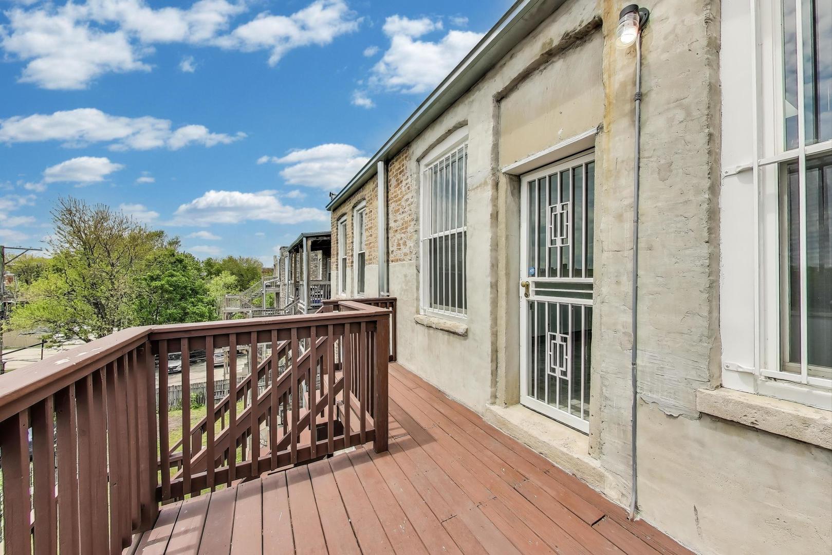 737 East 50th Street, Unit 4 Chicago, IL 60615 - Photo 26 of 28