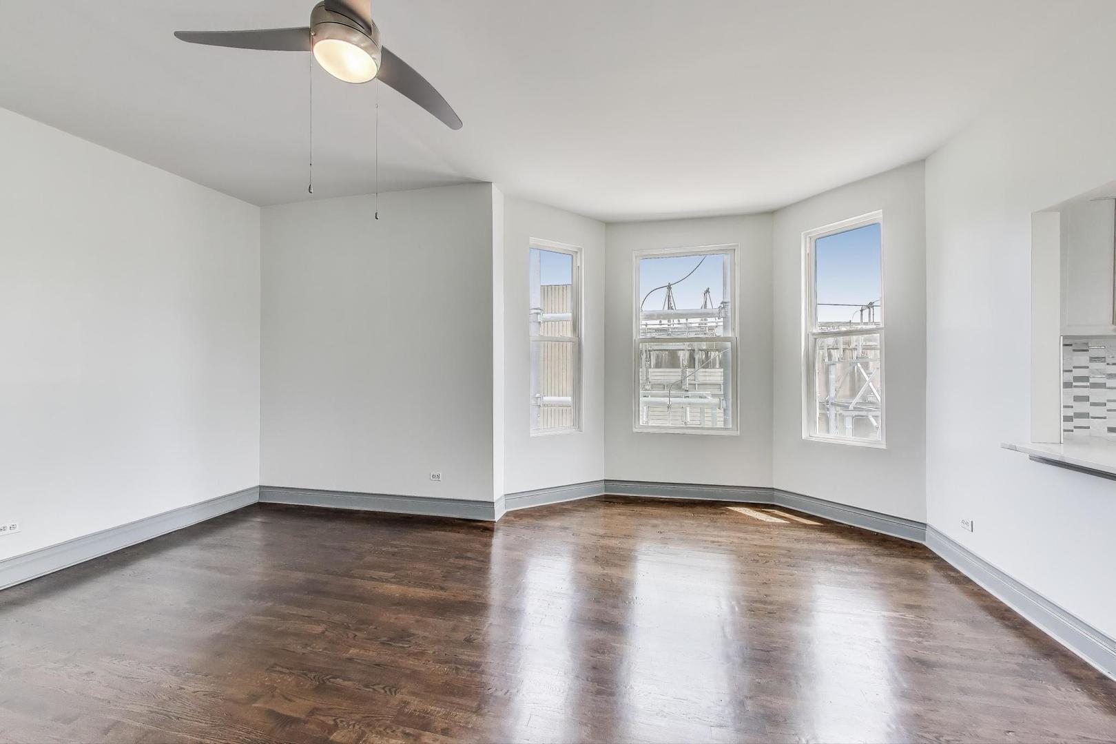 737 East 50th Street, Unit 4 Chicago, IL 60615 - Photo 6 of 28