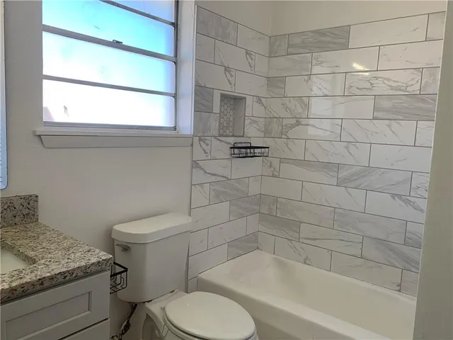 $1,500 | 1008 Carrollton Avenue, Metairie, LA 70005