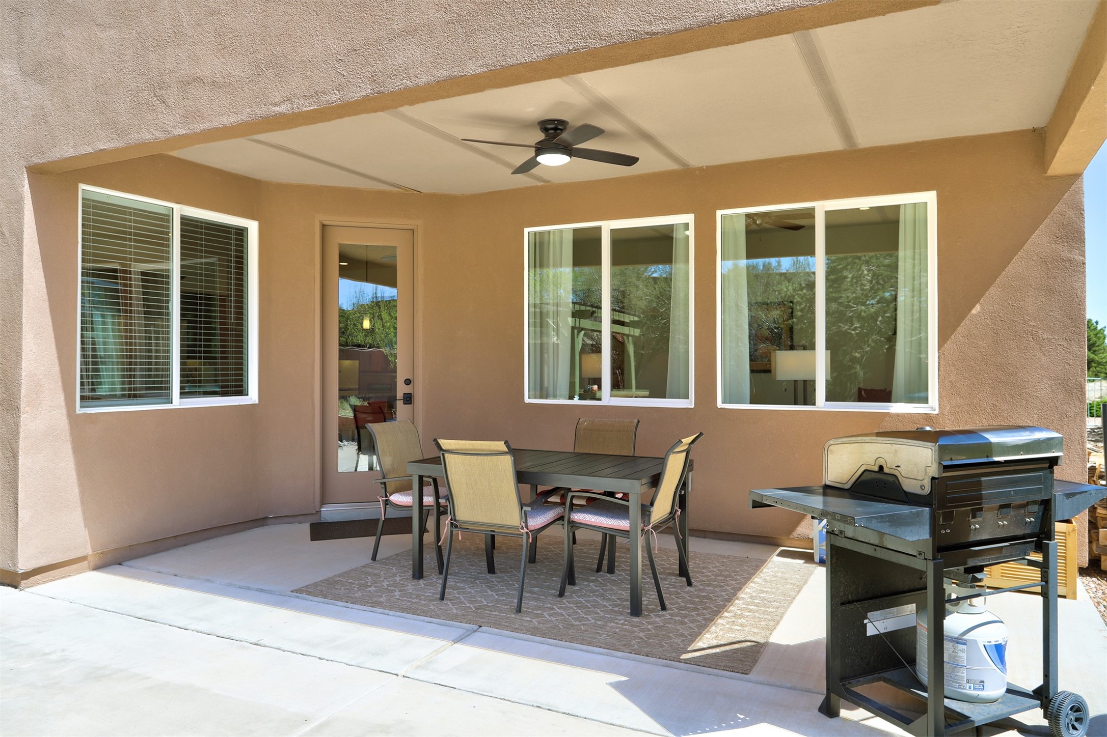 130 East Chili Line Road Santa Fe, NM 87508 - Photo 17 of 31 Backyard Patio