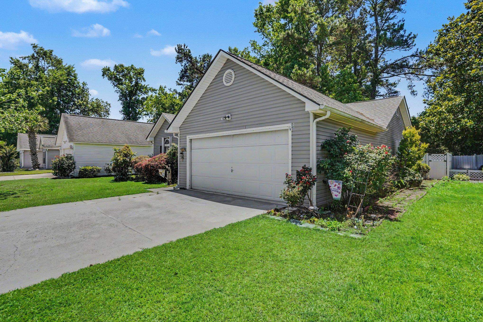 252 Eagle Run Longs, SC 29568 - Photo 2 of 33