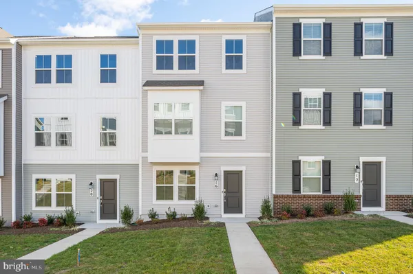 $2,100 | 16 Brookfield Mews, Ranson, WV 25438