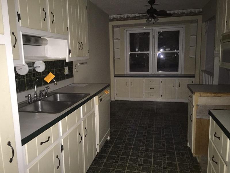 805 Beauregard Road Summerville, SC 29486 - Photo 6 of 18 IMG_2510