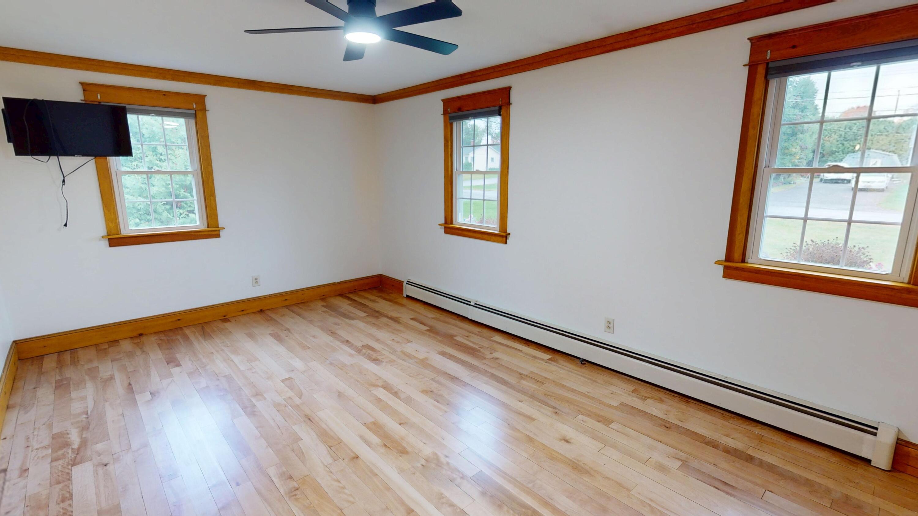 6 Alfred Street Houlton, ME 04730 - Photo 15 of 34 6-Alfred-St-Houlton--10072026_105019