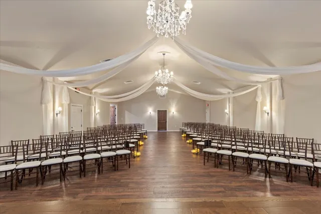 $1,225,000 | 178 Pine Tree Loop, Bastrop, TX 78602