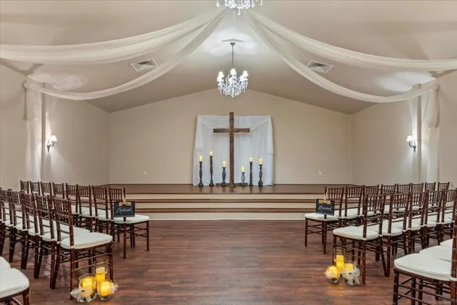 $1,225,000 | 178 Pine Tree Loop, Bastrop, TX 78602