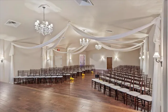 $1,225,000 | 178 Pine Tree Loop, Bastrop, TX 78602