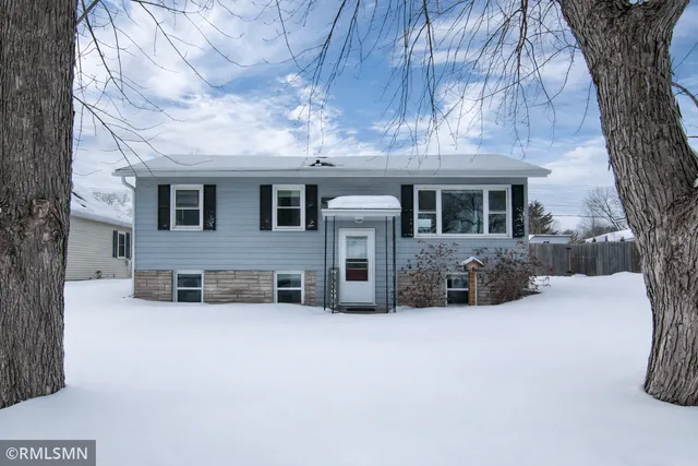 $250,000 | 2714 Blakeley Avenue, Eau Claire, WI 54701