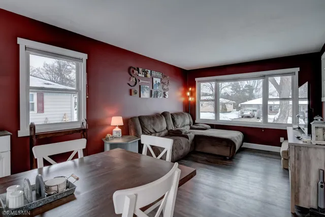 $250,000 | 2714 Blakeley Avenue, Eau Claire, WI 54701