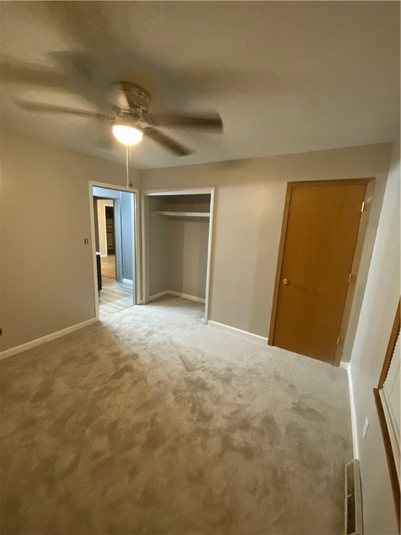 2410 East Logan Street Decatur, IL 62526 - Photo 6 of 8 Bedroom 1