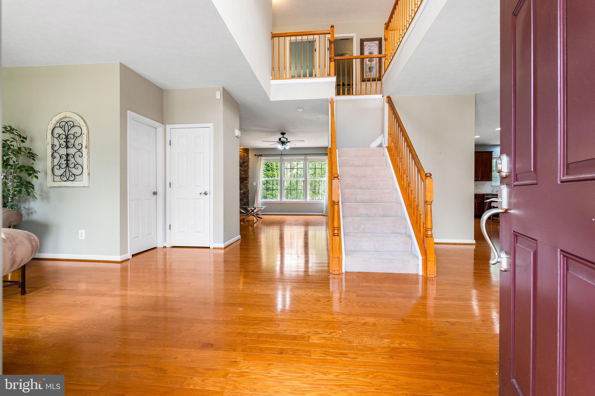 135 Patton Way Elkton, MD 21921 - Photo 6 of 48 2 story foyer
