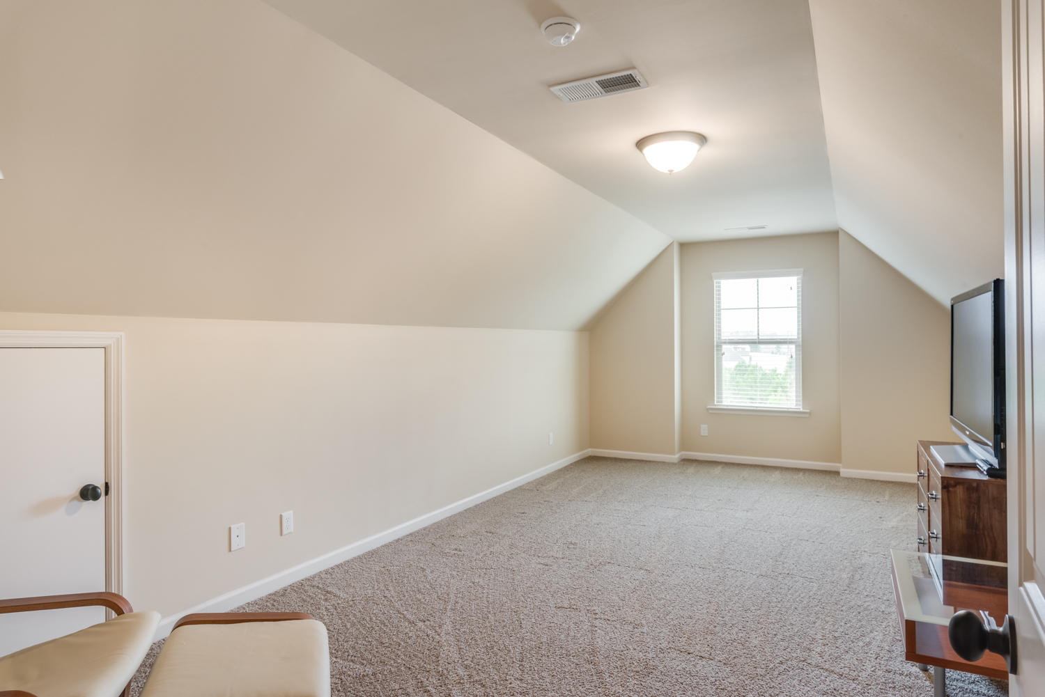 1748 Ritz Way Soddy Daisy, TN 37379 - Photo 28 of 40 1748_Ritz_Way_34