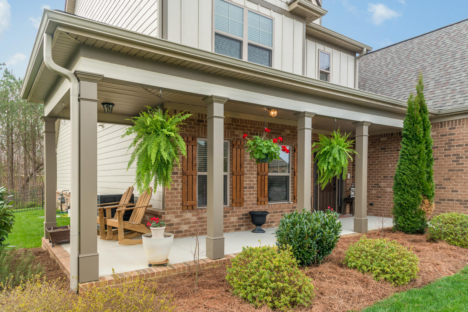 1748 Ritz Way Soddy Daisy, TN 37379 - Photo 3 of 40 1748_Ritz_Way_09