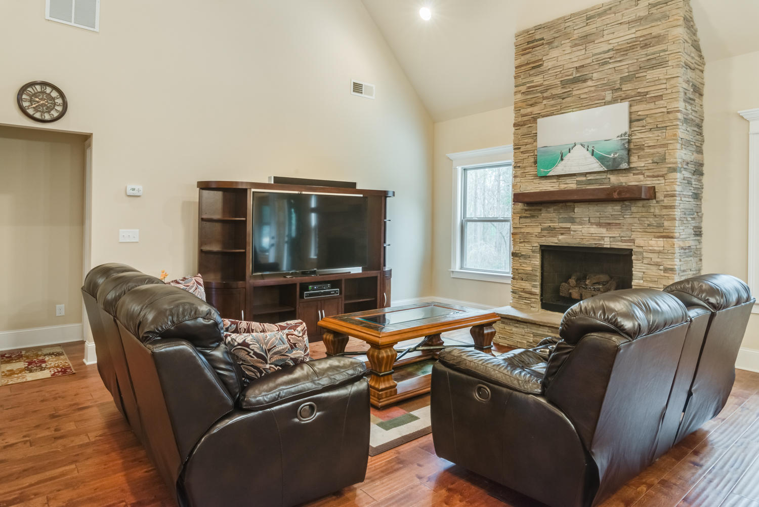 1748 Ritz Way Soddy Daisy, TN 37379 - Photo 8 of 40 1748_Ritz_Way_14