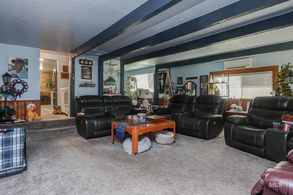 $1,300,000 | 338-340 & Tbd Highway West, Emmett, ID 83617