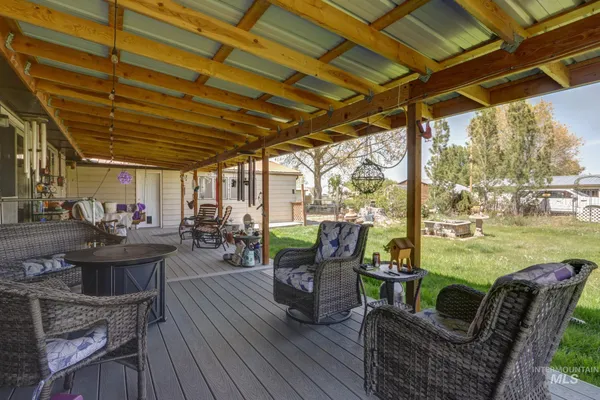 $1,300,000 | 338-340 & Tbd Highway West, Emmett, ID 83617