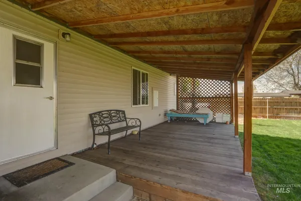 $1,300,000 | 338-340 & Tbd Highway West, Emmett, ID 83617