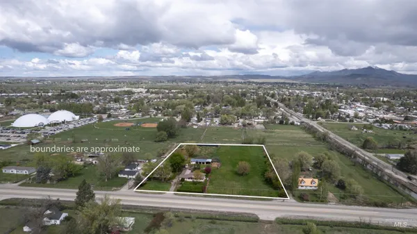 $1,300,000 | 338-340 & Tbd Highway West, Emmett, ID 83617