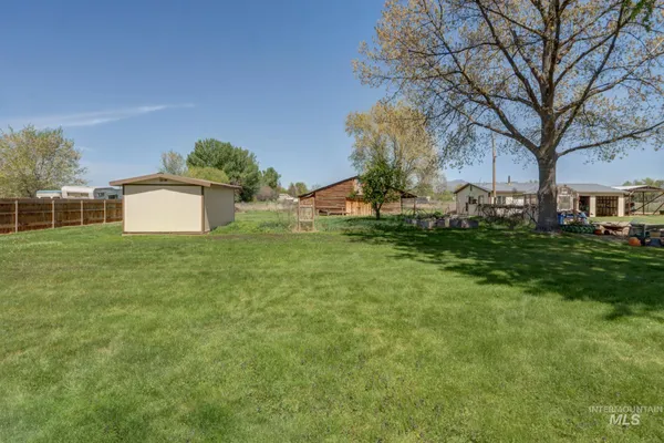 $1,300,000 | 338-340 & Tbd Highway West, Emmett, ID 83617