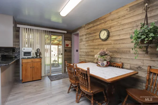 $1,300,000 | 338-340 & Tbd Highway West, Emmett, ID 83617