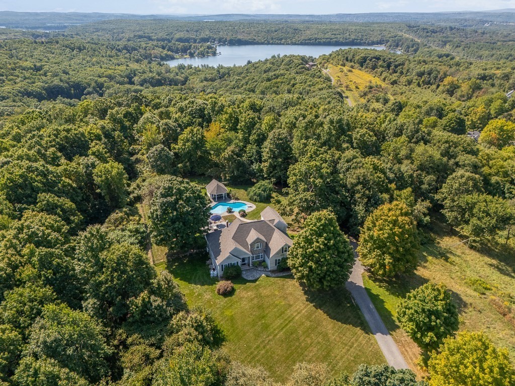 62 Kendall Hill Road Sterling, MA 01564 - Photo 3 of 25 Gallery Image 3