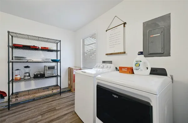 $2,200 | 115 Comanche Drive, Point Venture, TX 78645