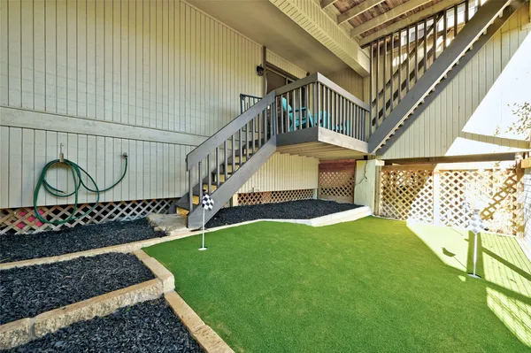 $2,200 | 115 Comanche Drive, Point Venture, TX 78645