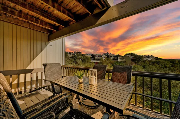 $2,200 | 115 Comanche Drive, Point Venture, TX 78645