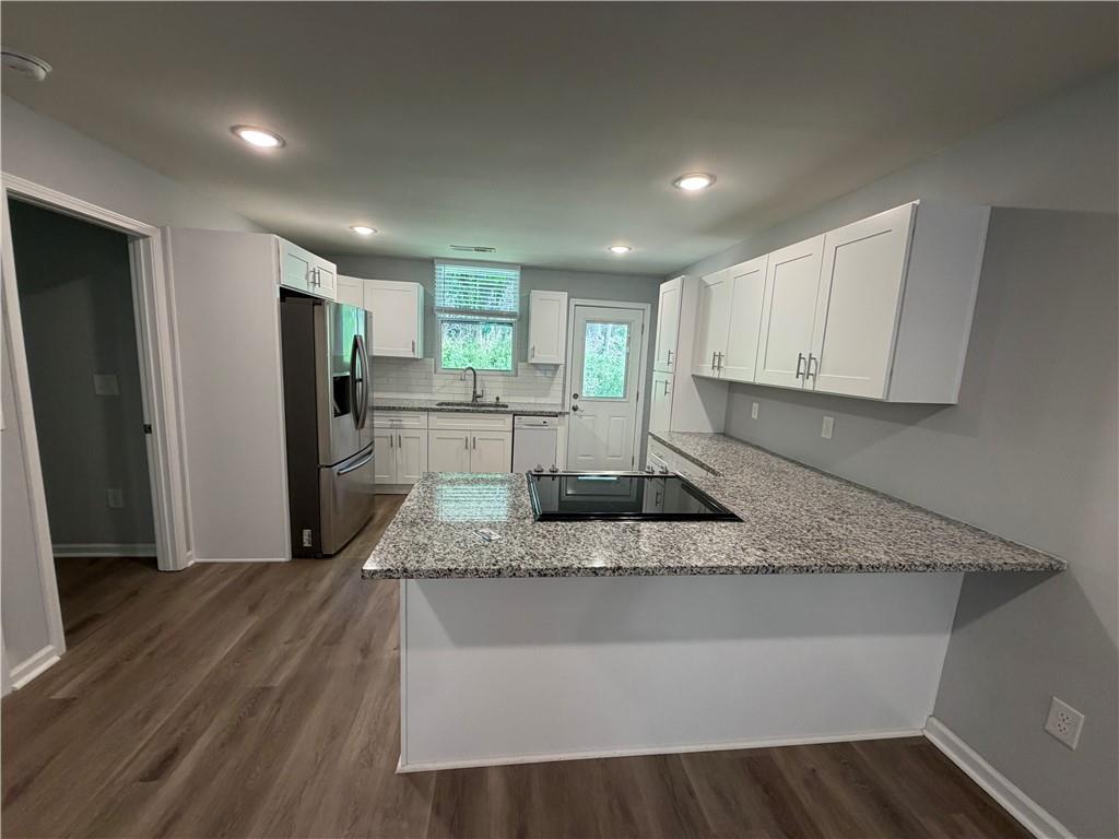 571 Eva Kennedy Road, Unit 3 Suwanee, GA 30024 - Photo 3 of 6