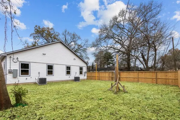 $1,699 | 1010 Junell Street, Houston, TX 77088