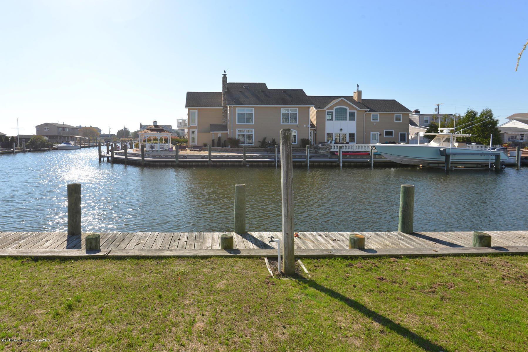 1702 Riviera Court Point Pleasant, NJ 08742 - Photo 26 of 40 DCK