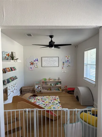 $2,700 | 4737 Benning Drive, Houston, TX 77035