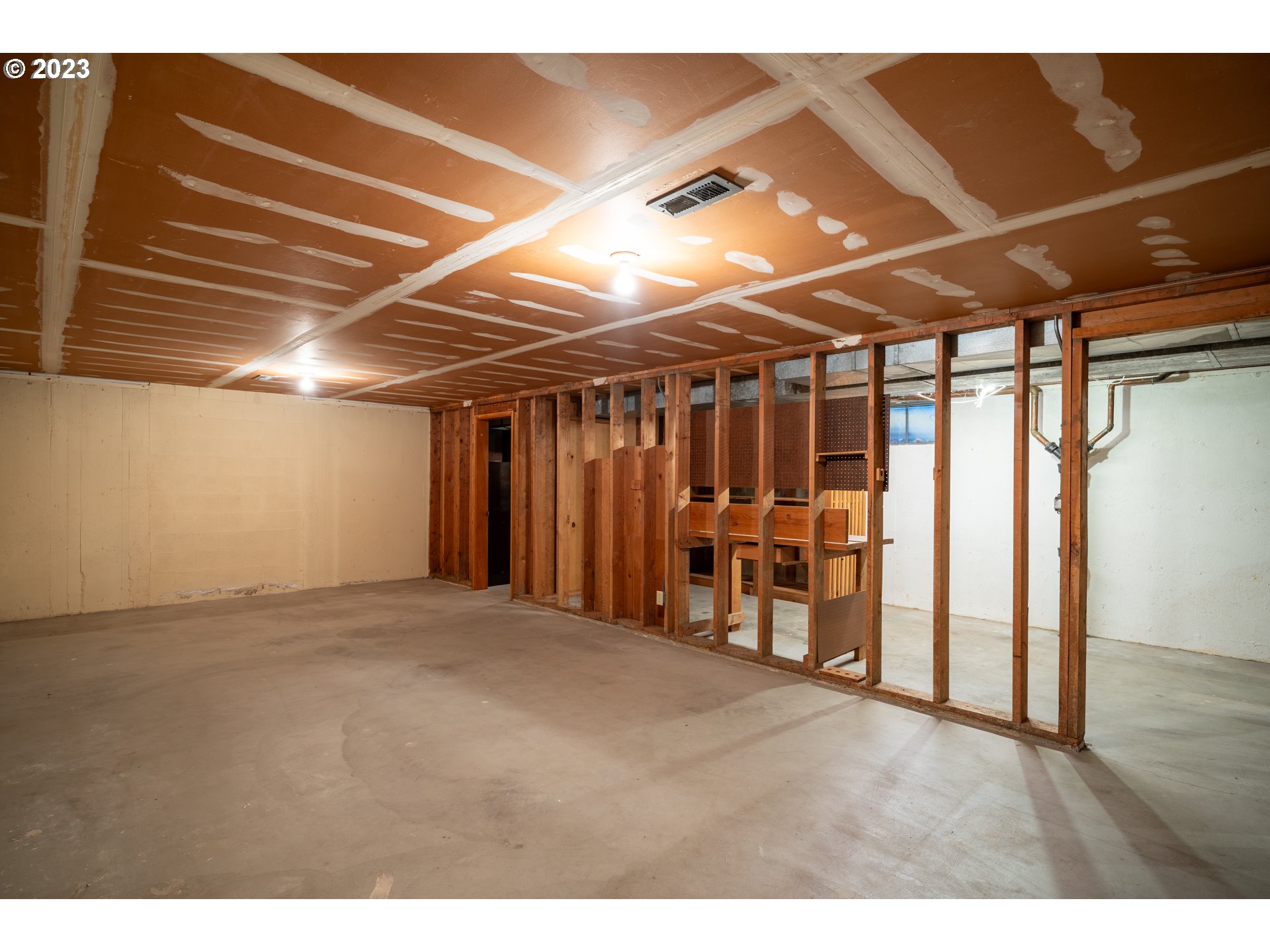 4333 Southwest 54th Place Portland, OR 97221 - Photo 29 of 46 Basement