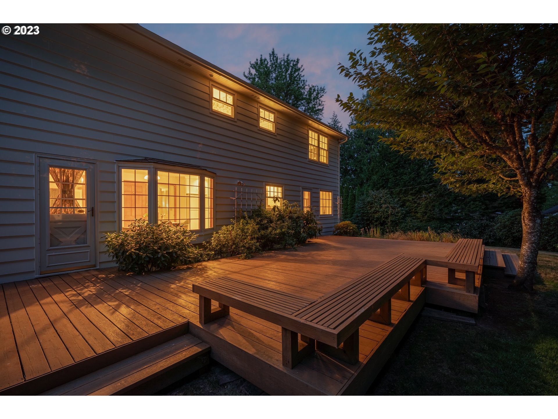 4333 Southwest 54th Place Portland, OR 97221 - Photo 46 of 46 Backyard