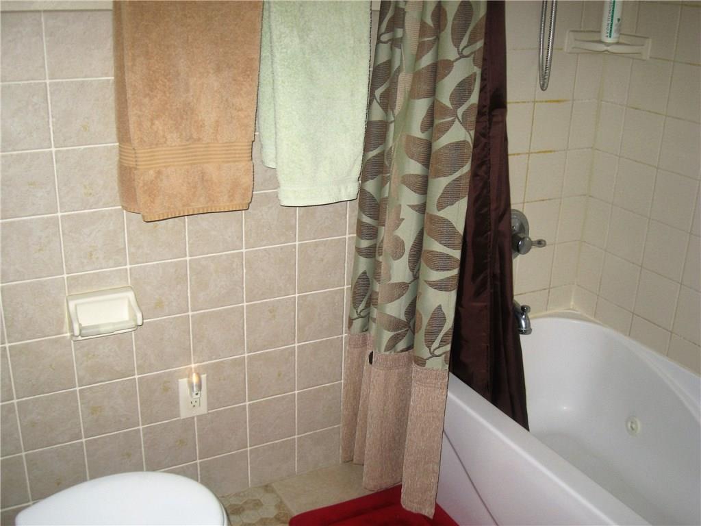 6021 Ridgeview Drive Anderson, IN 46013 - Photo 10 of 24 Gallery Image 10
