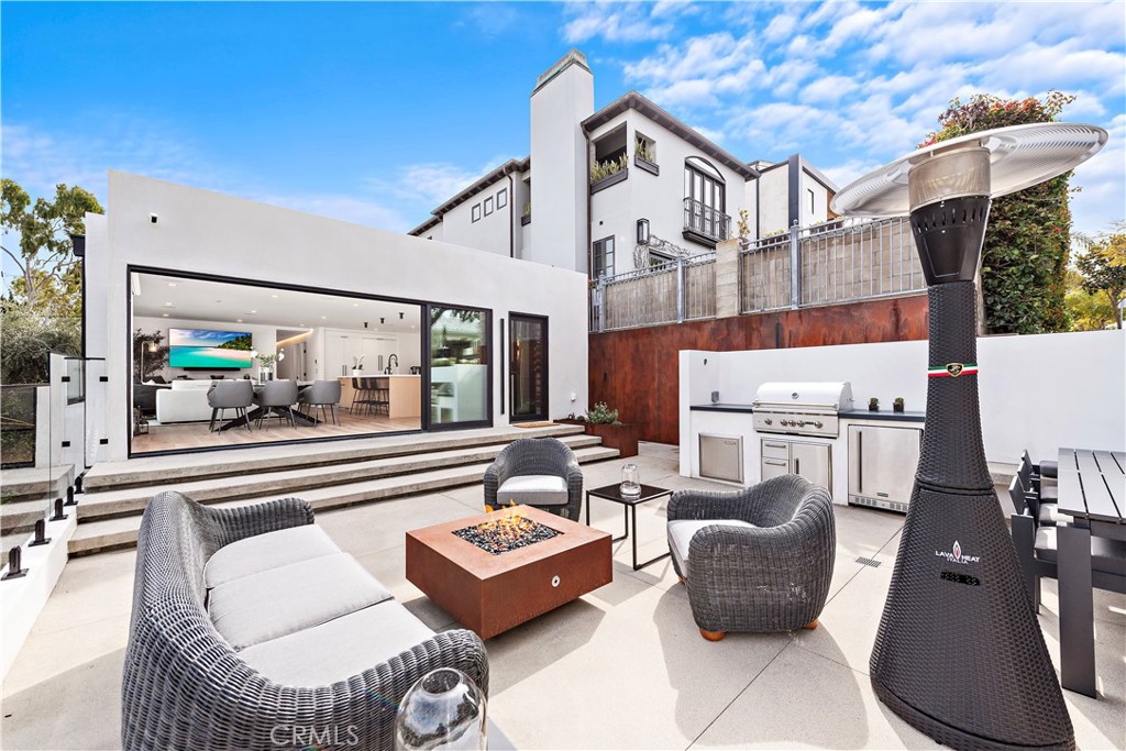 322 Iris Avenue Corona del Mar, CA 92625 - Photo 27 of 31