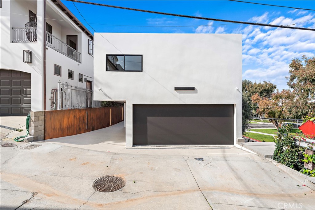 322 Iris Avenue Corona del Mar, CA 92625 - Photo 29 of 31