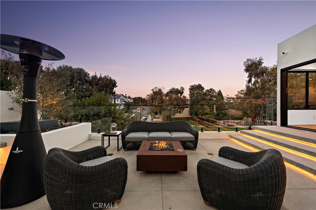 322 Iris Avenue Corona del Mar, CA 92625 - Photo 30 of 31