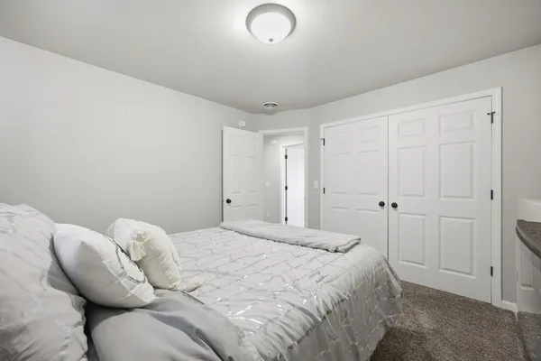 $349,900 | 1126 Highland Lane West, West Fargo, ND 58078