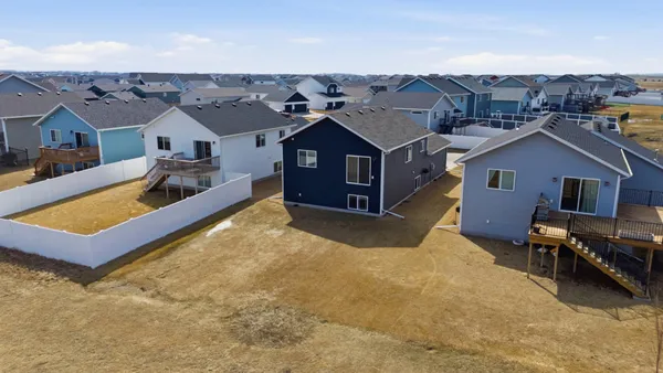 $349,900 | 1126 Highland Lane West, West Fargo, ND 58078