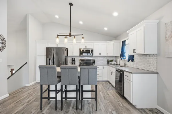 $349,900 | 1126 Highland Lane West, West Fargo, ND 58078