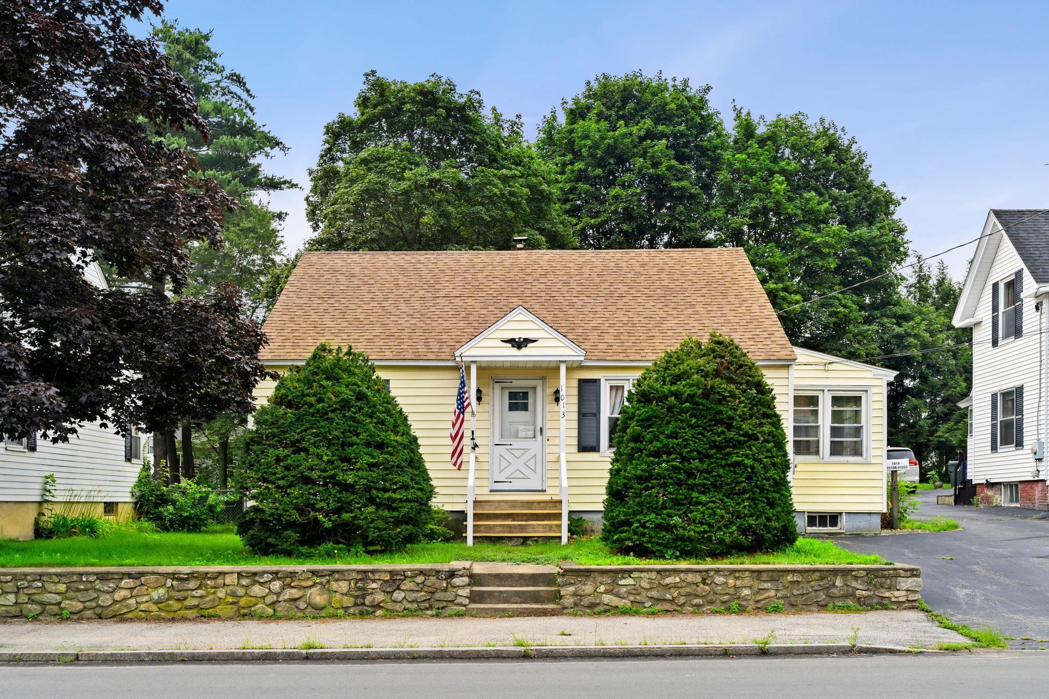 1013 Cilley Road Manchester, NH 03103 - Photo 1 of 19