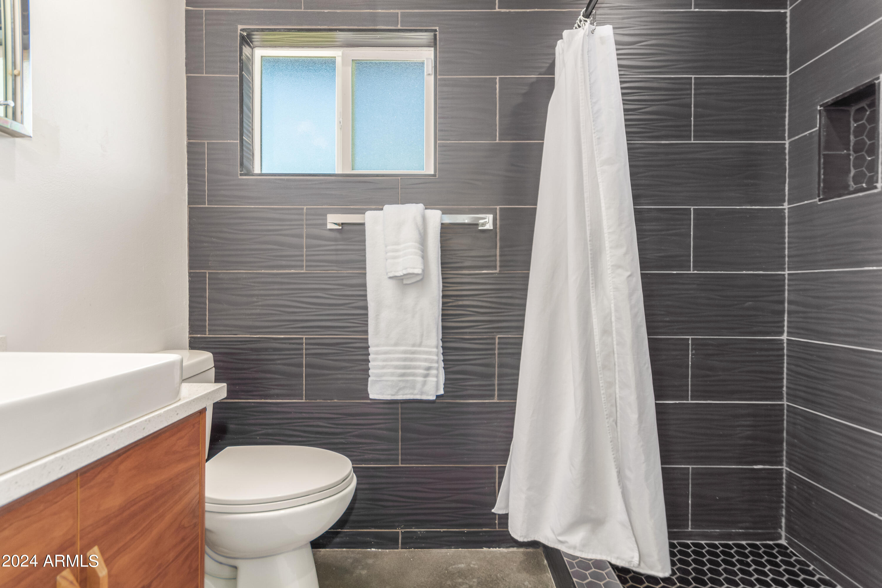 1610 West Lawrence Road Phoenix, AZ 85015 - Photo 25 of 41 27 - Lawrence