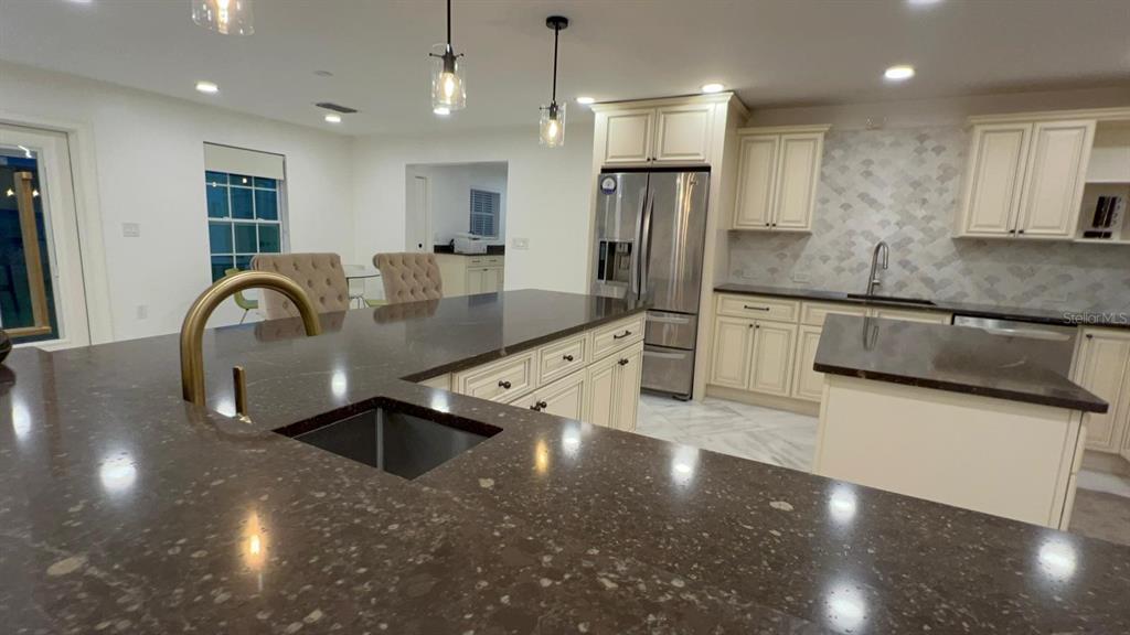 974 Pinelli Street Orlando, FL 32803 - Photo 8 of 38