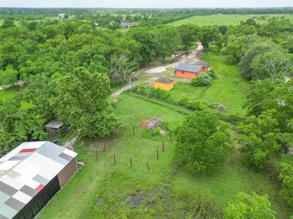$370,000 | 1031 County Road 491, Dayton, TX 77535