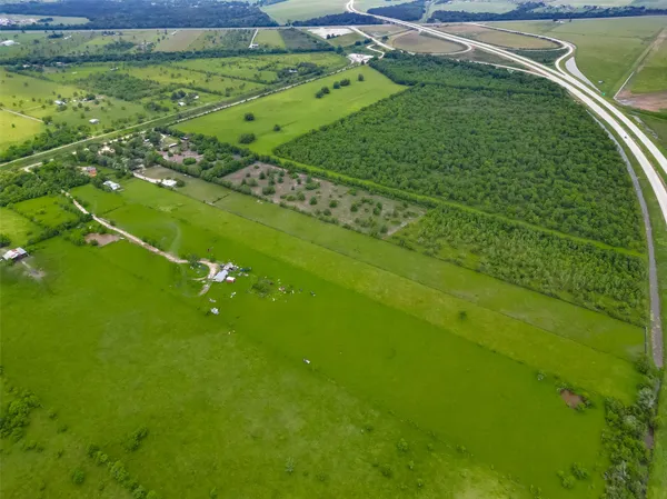 $370,000 | 1031 County Road 491, Dayton, TX 77535